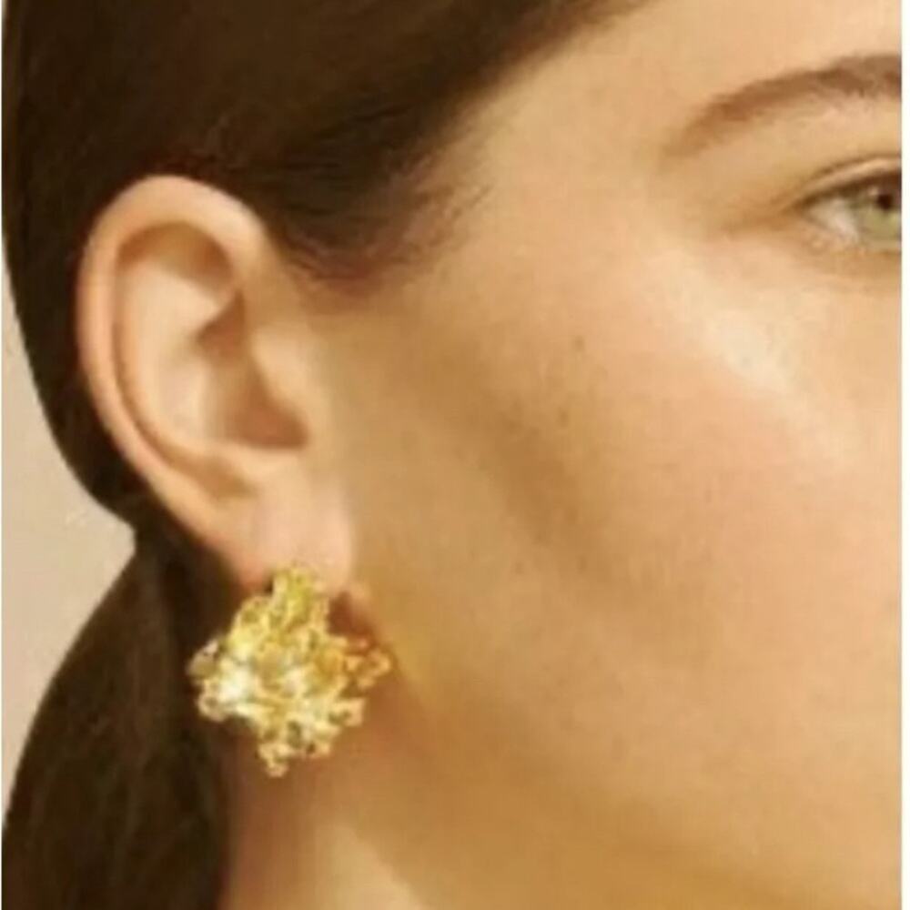 Amber Sceats Reese 24k Gold GP Reese PIERCED Earrings Gold Nugget.